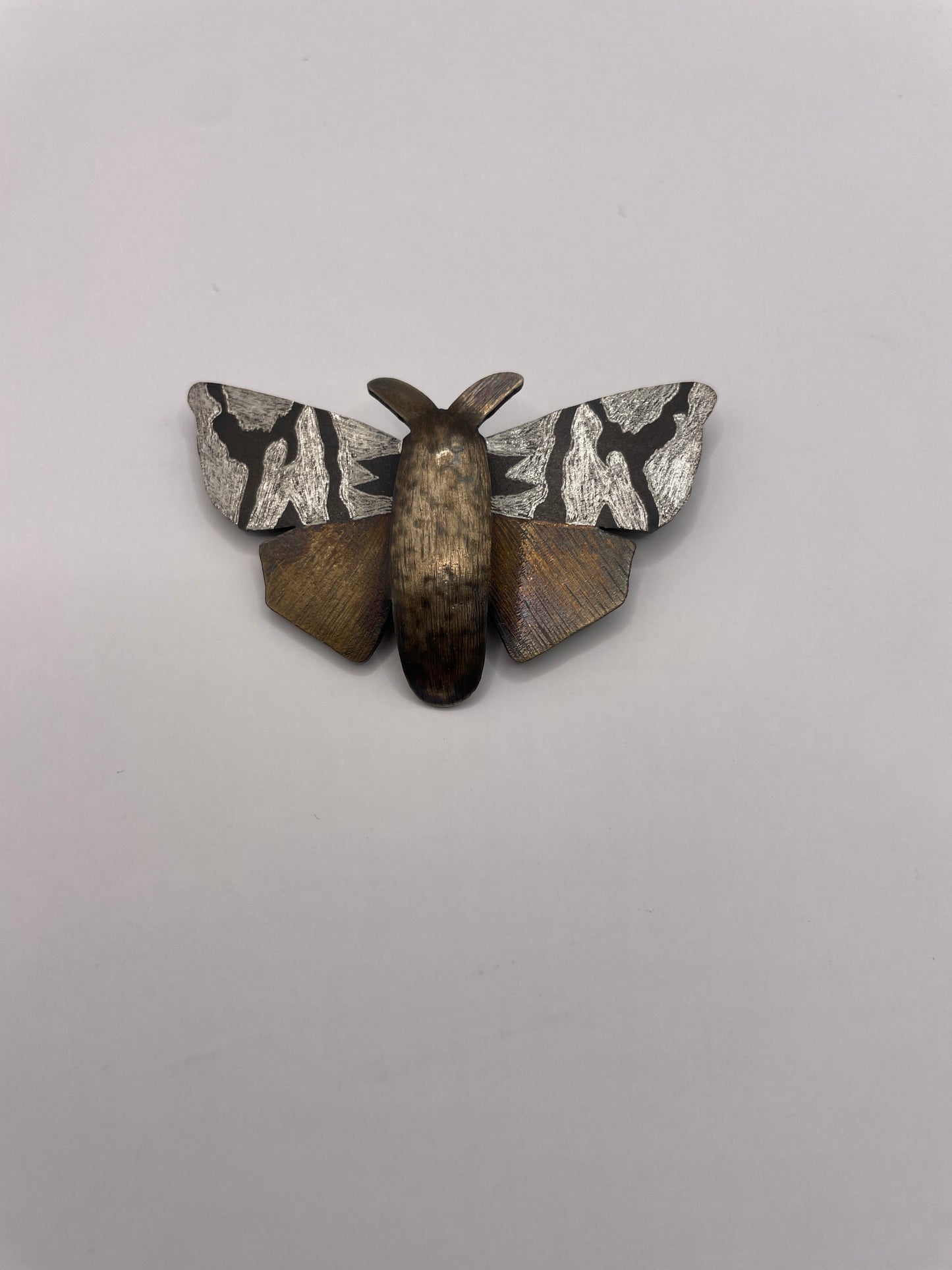 Moth Brooch Silver (large)
