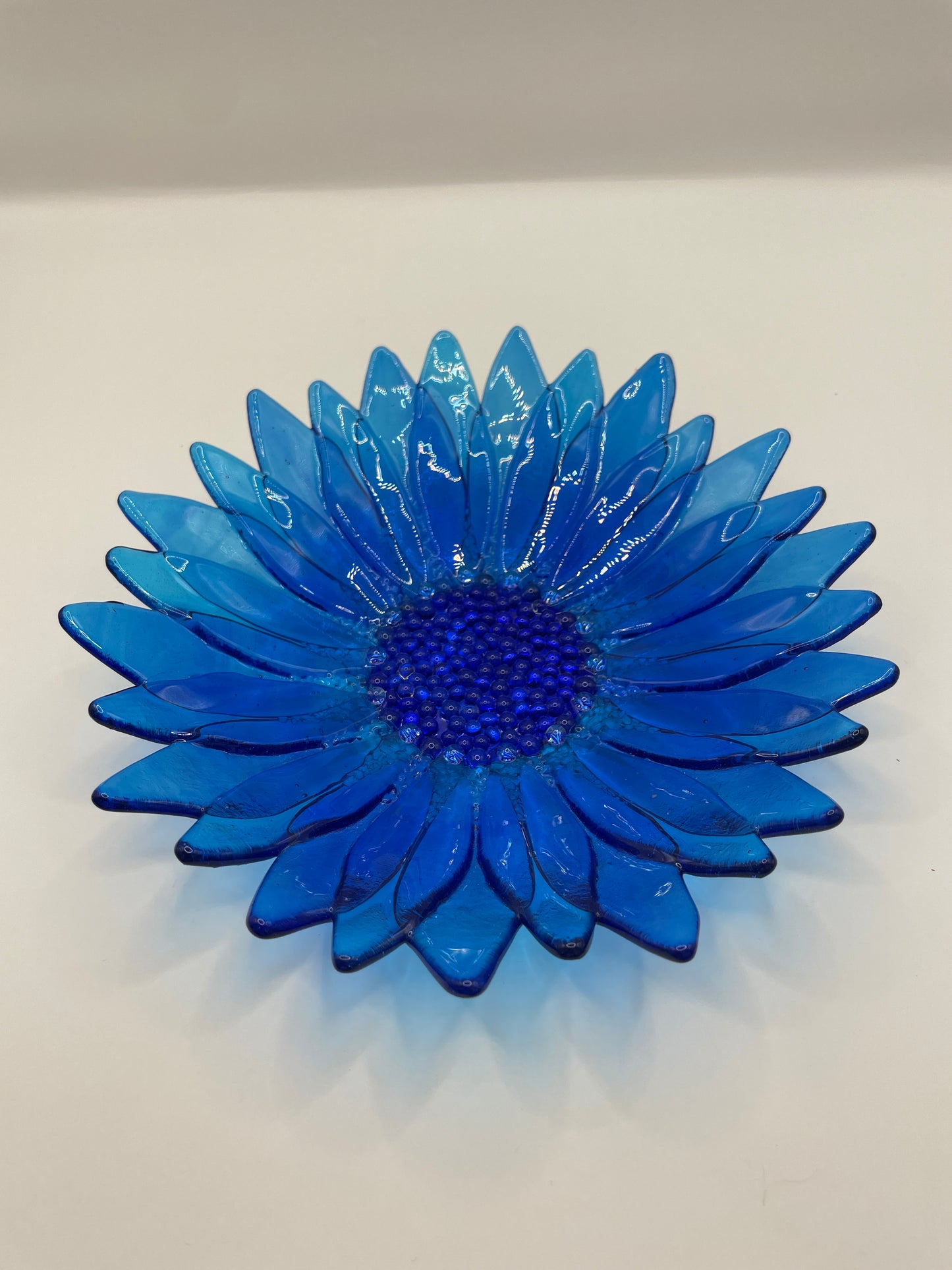 Glass Daisy Bowl - Roz Speirs