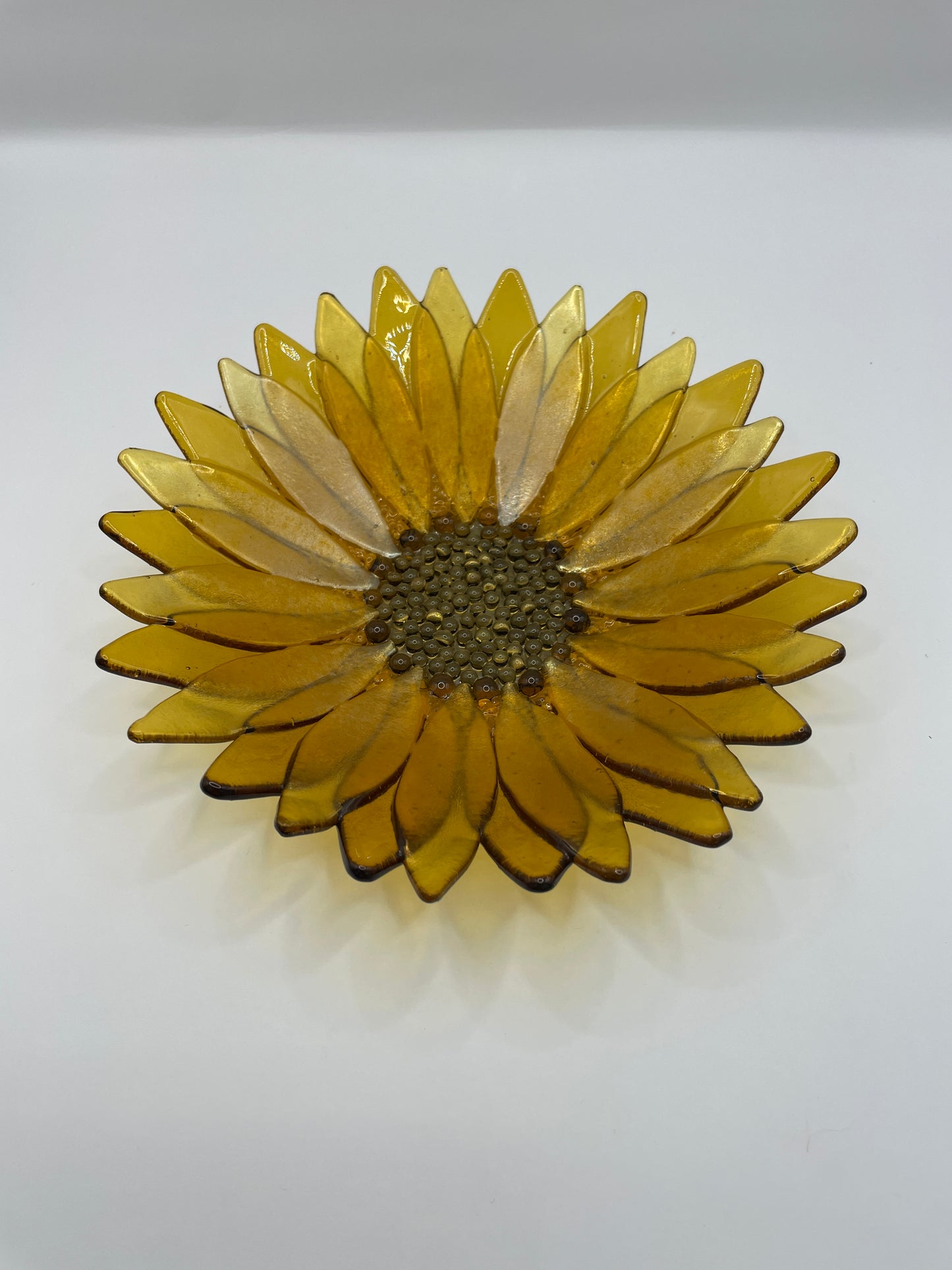 Glass Daisy Bowl - Roz Speirs