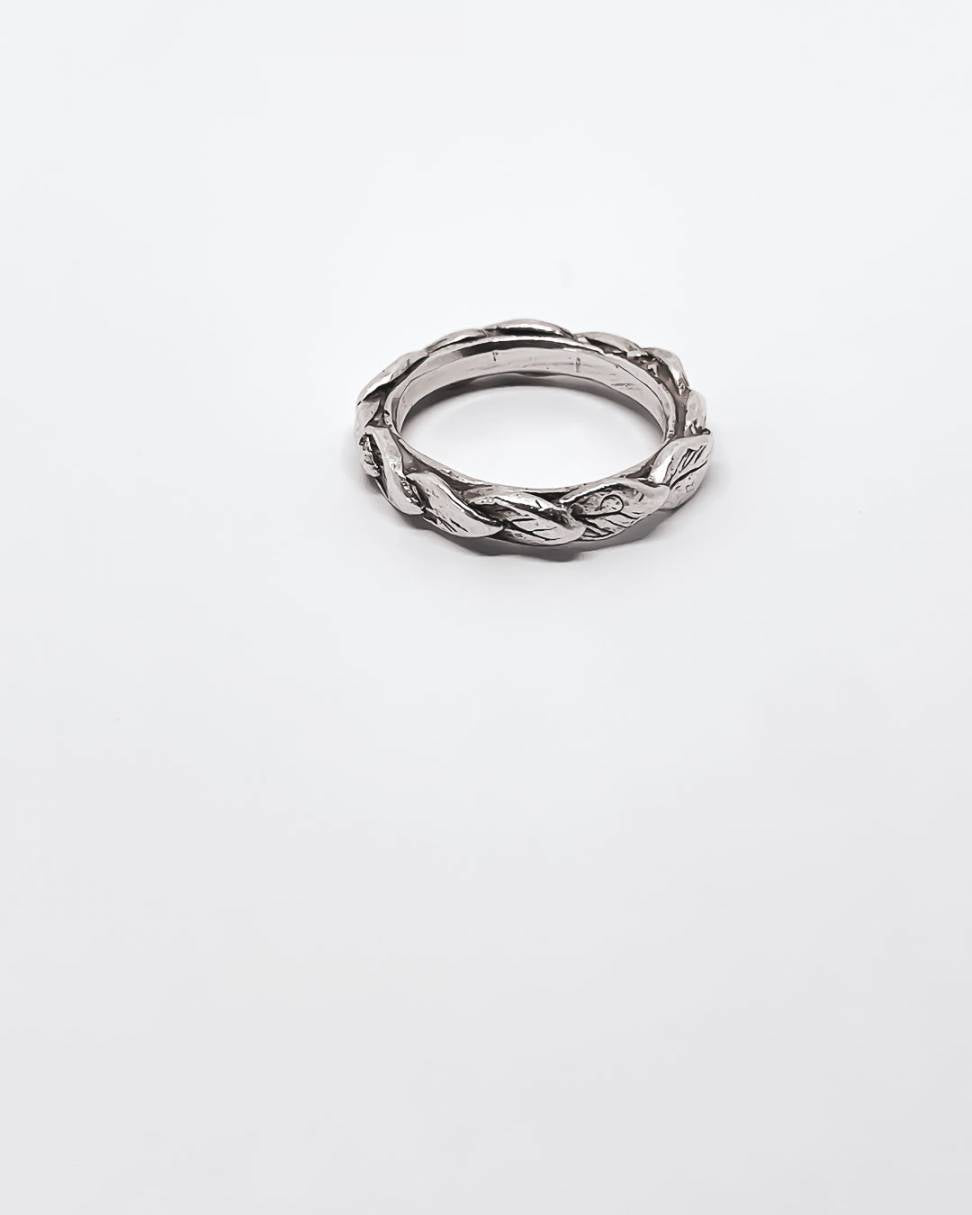 Herbert & Wilks Single Leaf Stacking Ring