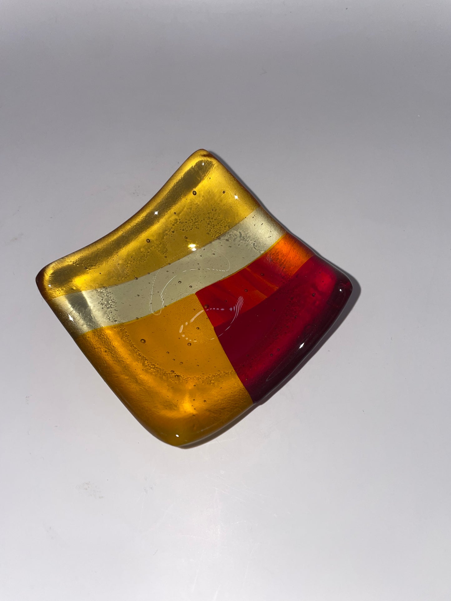 Geometric glass dish - small