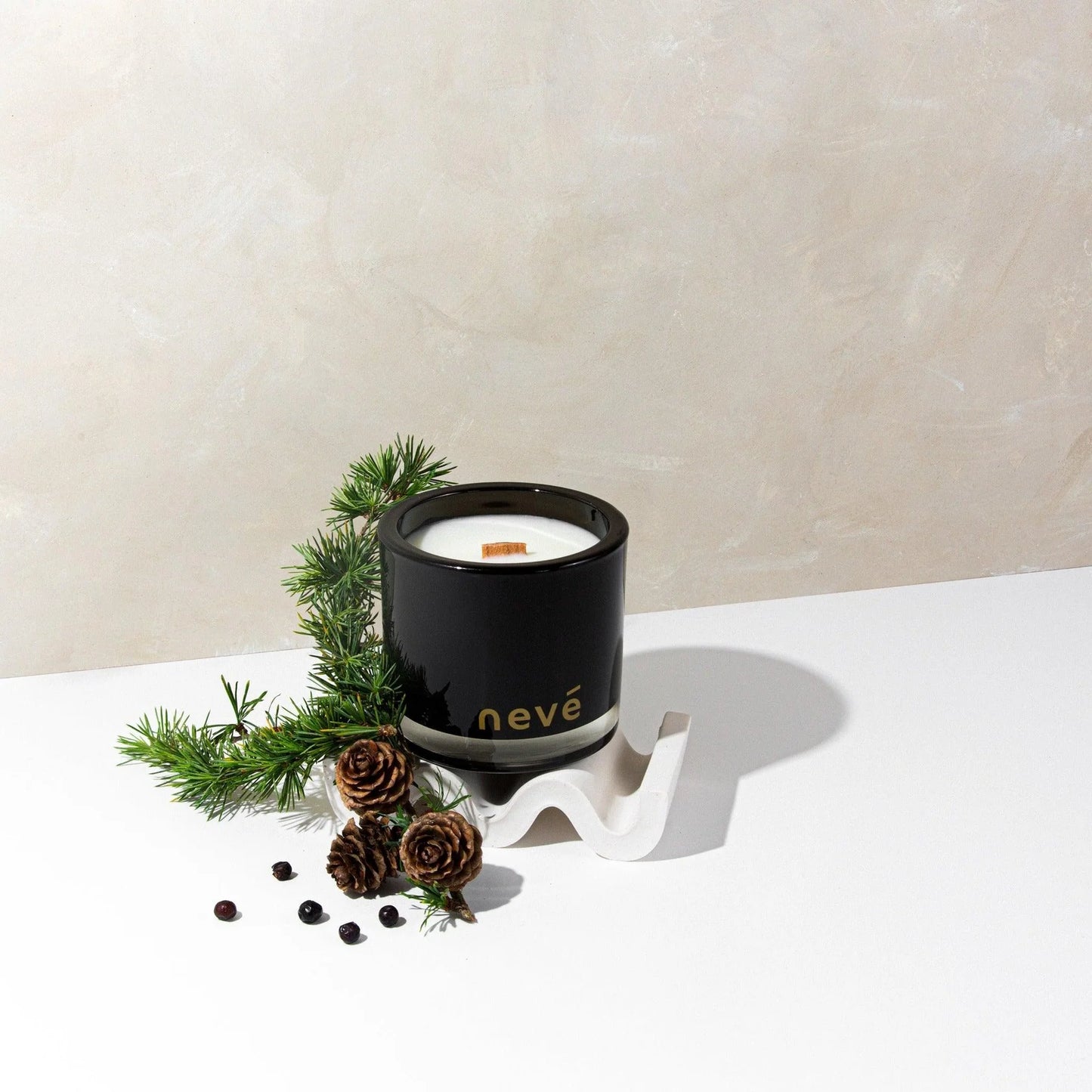 Nevé scented candle